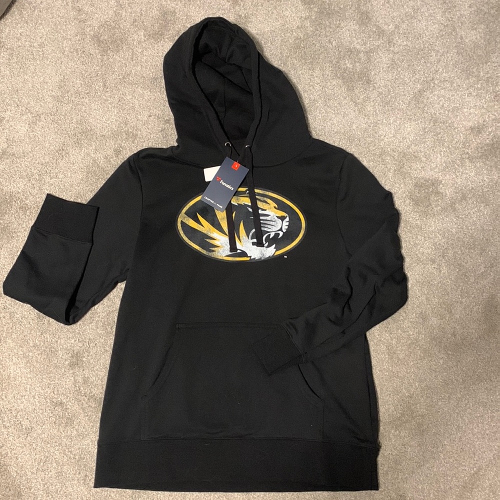 NWT Women’s Mizzou hoodie